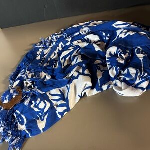 Blue and White Patterned Scarf